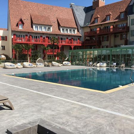 Cyrille Et Vacances Presqu'Ile De La Touques Deauville Kültér fotó